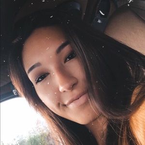 Meet your Posher, Brianna